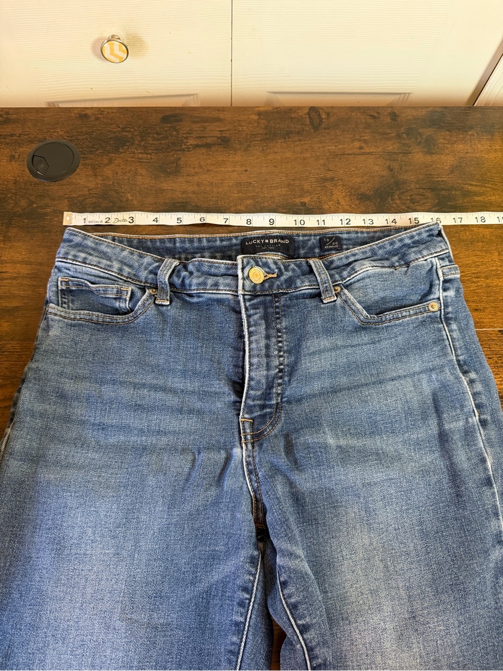 Lucky Brand Women’s Size 10/30R Mid Rise Skinny Hayden Jeans Medium Wash - Picture 3 of 15